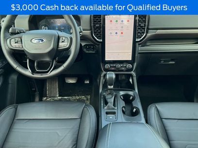 New 2025 Ford Ranger Lariat w/ FX4 Off-Road Package
