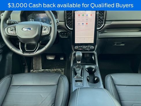 New 2025 Ford Ranger Lariat w/ FX4 Off-Road Package image 3