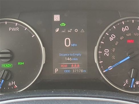 Certified 2022 Toyota RAV4 XLE Premium image 27