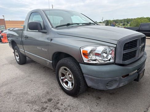 Used 2007 Dodge Ram 1500 Truck ST w/ V6 Value Group RWD image 2