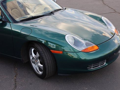 Used 2001 Porsche Boxster RWD image 10