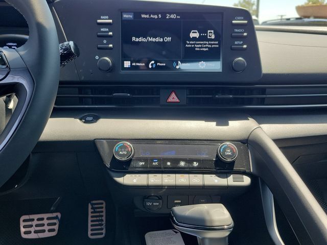 New 2026 Hyundai Elantra SEL Sport FWD image 14