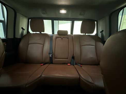 Used 2016 RAM 1500 Laramie Longhorn w/ Convenience Group AWD/4WD image 24