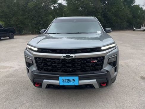 Certified 2025 Chevrolet Traverse Z71 w/ Enhanced Driving Package AWD/4WD image 9