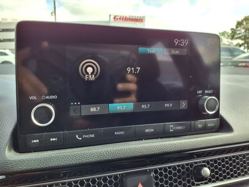 Used 2023 Honda Civic Sport image 6