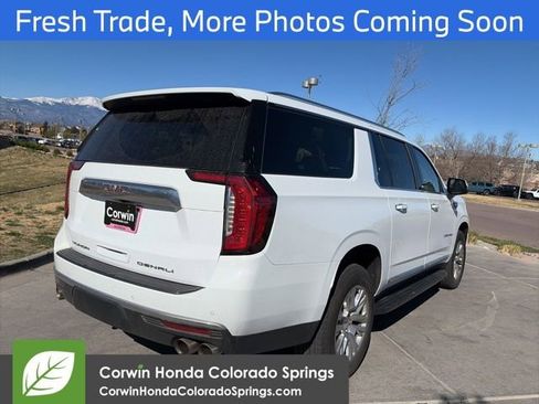Used 2023 GMC Yukon XL Denali image 10
