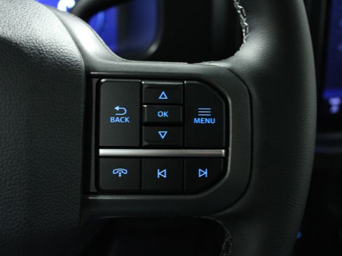 New 2026 Ford F250 Lariat w/ Black Appearance Package AWD/4WD image 21