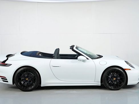 Used 2022 Porsche 911 Carrera image 47