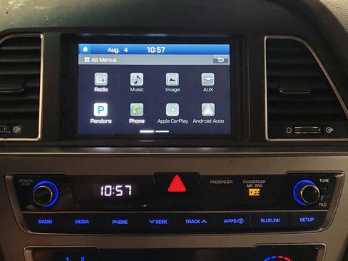 Used 2017 Hyundai Sonata SE FWD image 25