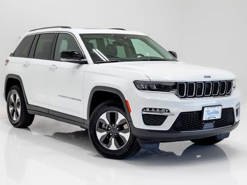 Used 2022 Jeep Grand Cherokee Limited 4xe AWD/4WD image 6