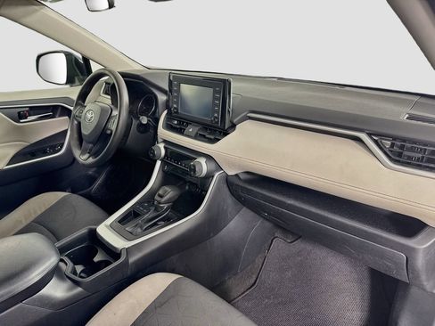 Used 2019 Toyota RAV4 XLE FWD image 31