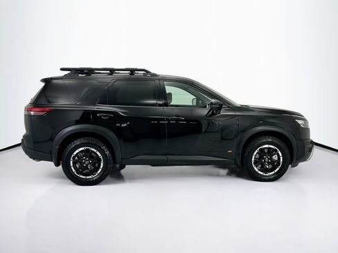 Used 2025 Nissan Pathfinder Rock Creek AWD/4WD image 4