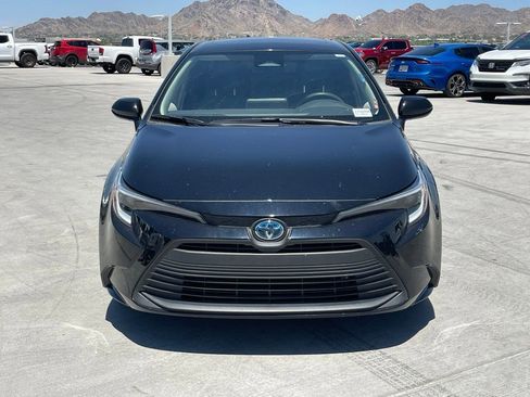 Used 2023 Toyota Corolla LE w/ LE Premium Package FWD image 2
