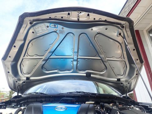 Used 2012 MAZDA MAZDA3 i Touring FWD image 38
