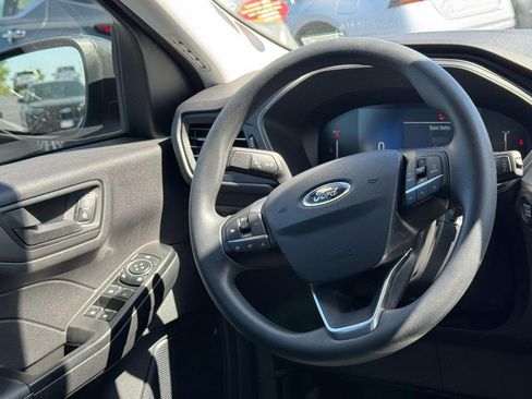 Used 2025 Ford Escape Active AWD/4WD image 12