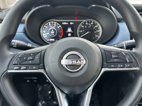 New 2025 Nissan Versa SV w/ Trunk Package image 19