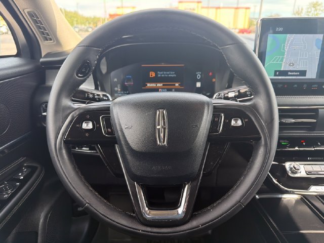 Certified 2025 Lincoln Corsair FWD image 16