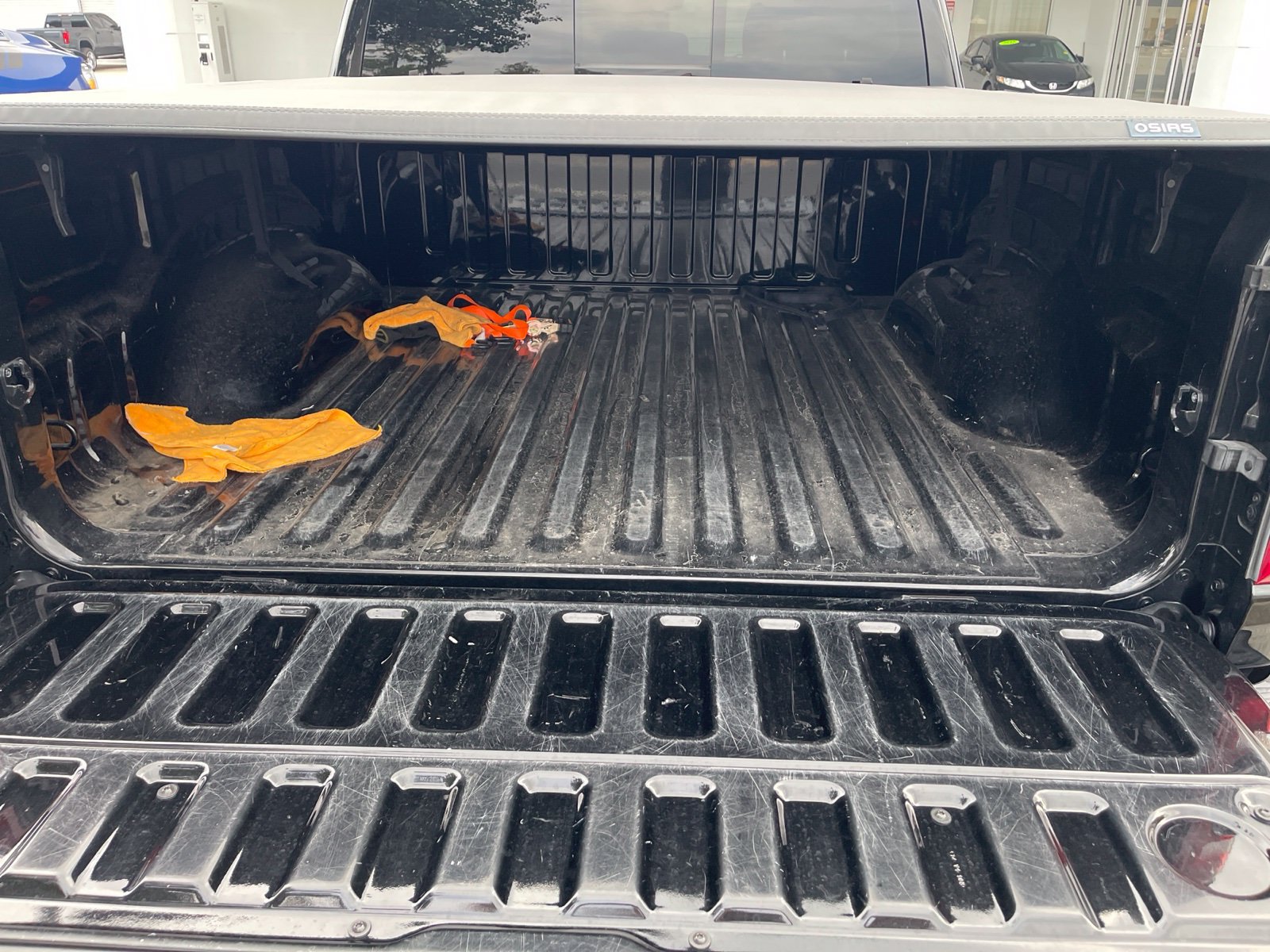 Used 2021 RAM 1500 Laramie AWD/4WD image 12