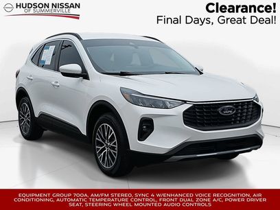 Used 2025 Ford Escape SE