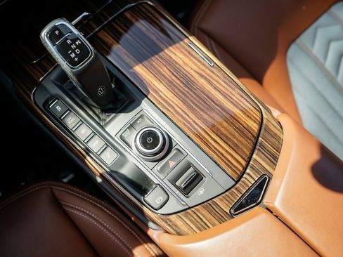 Used 2021 Maserati Levante S GranLusso image 32