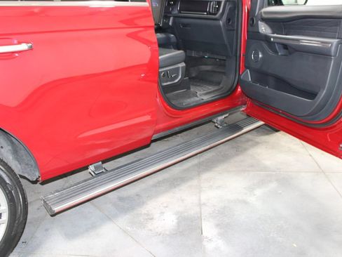 Used 2022 Ford Expedition Platinum AWD/4WD image 13