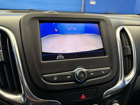 Used 2020 Chevrolet Equinox LT image 20