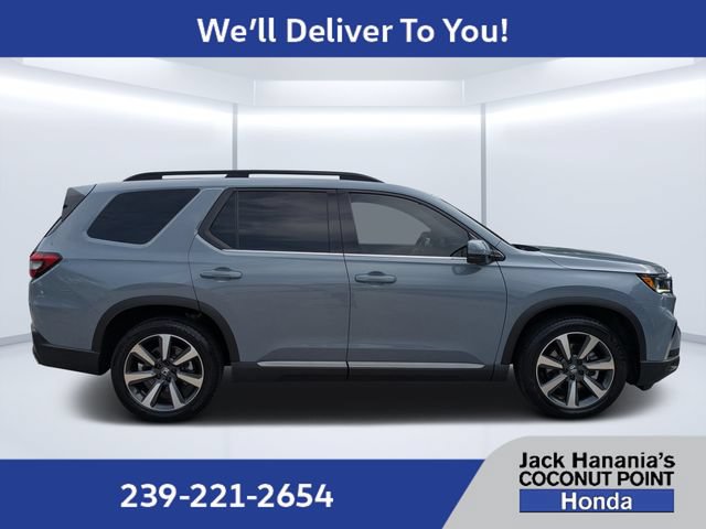 Used 2025 Honda Pilot Elite image 3