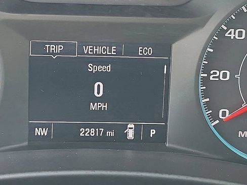 Used 2022 Chevrolet Equinox LS AWD/4WD image 14