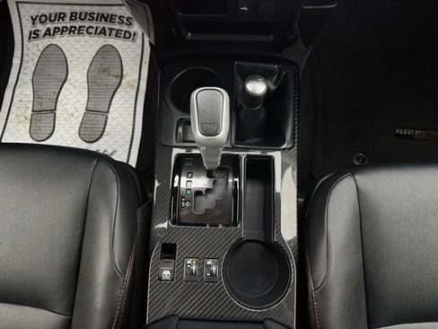 Used 2024 Toyota 4Runner TRD Off-Road Premium image 31