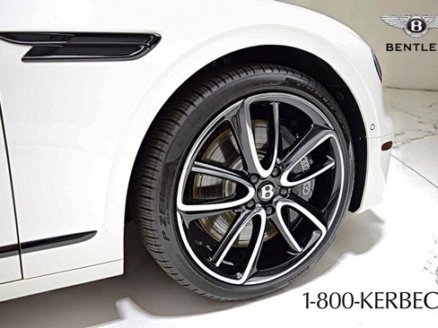 Used 2024 Bentley Flying Spur Azure AWD/4WD image 8