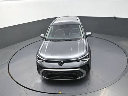 Used 2026 Volkswagen Taos SE FWD image 23