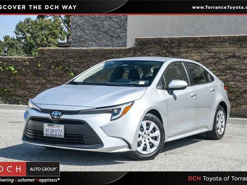 Used 2023 Toyota Corolla LE w/ Carpet Mat Package (TMS) image 1