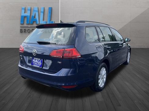 Used 2015 Volkswagen Golf S FWD image 5