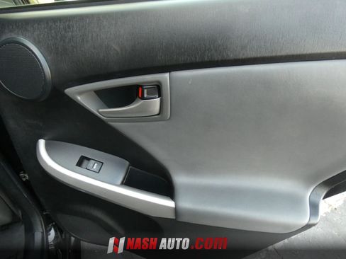 Used 2014 Toyota Prius Four w/ Solar Roof Package FWD image 40