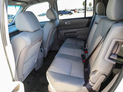 Used 2015 Honda Pilot EX image 18