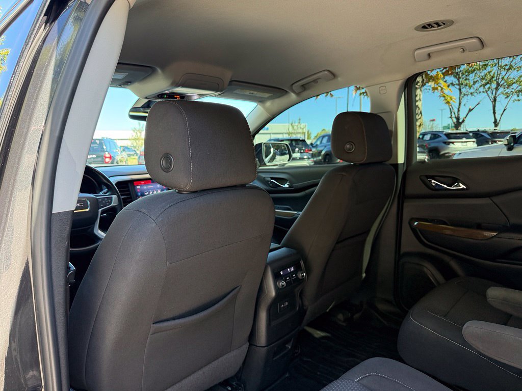 Used 2020 GMC Acadia SLE w/ LPO, Floor Liner Package FWD image 32