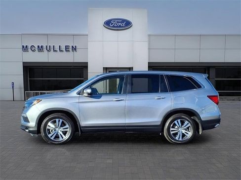 Used 2017 Honda Pilot EX-L image 2