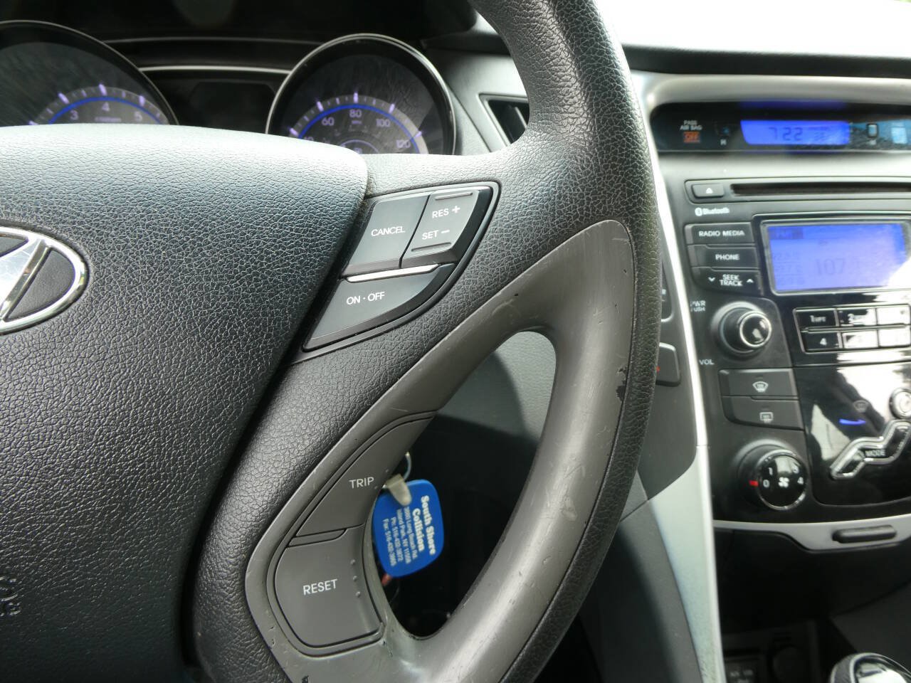 Used 2013 Hyundai Sonata GLS w/ Popular Equipment Pkg FWD image 12