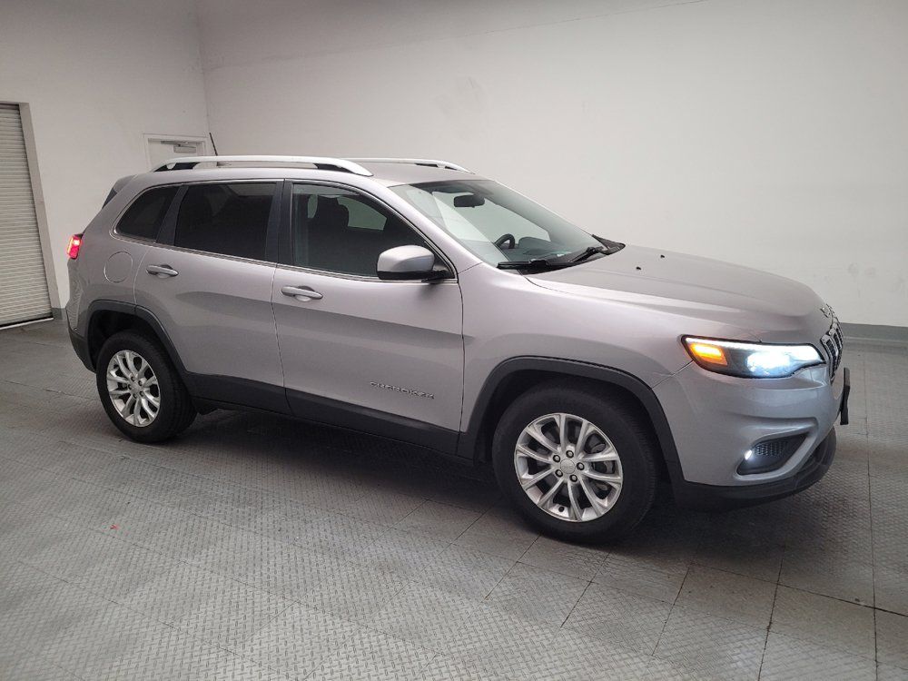 Used 2019 Jeep Cherokee Latitude w/ Popular Appearance Group FWD image 11