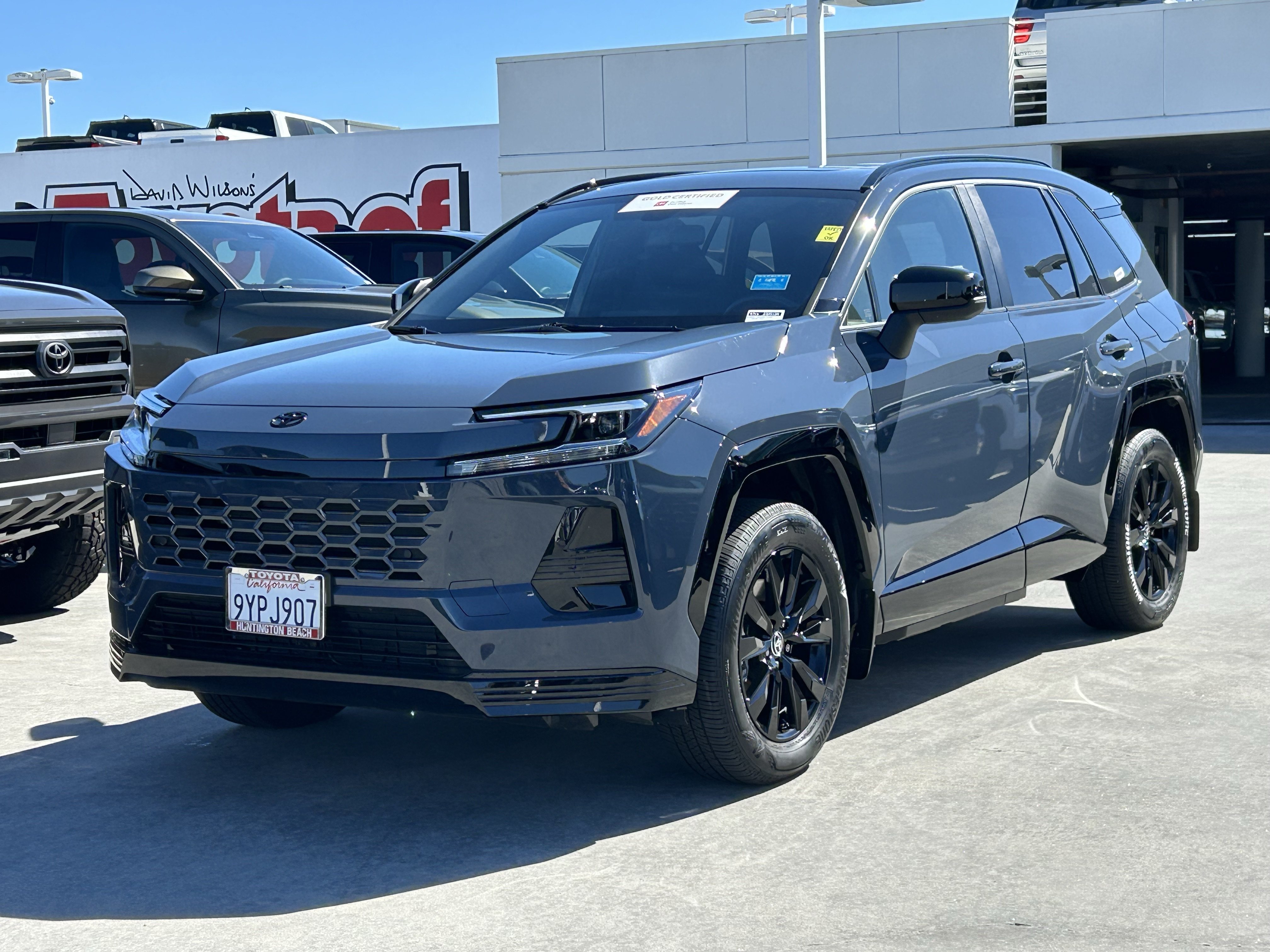 Used 2026 Toyota RAV4 SE w/ Convenience Package AWD/4WD image 6
