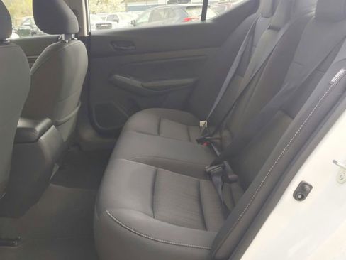 Used 2024 Nissan Altima 2.5 SV image 30