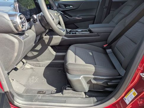 New 2026 Chevrolet Equinox LT FWD image 10