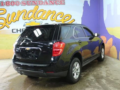 Used 2017 Chevrolet Equinox LS image 8