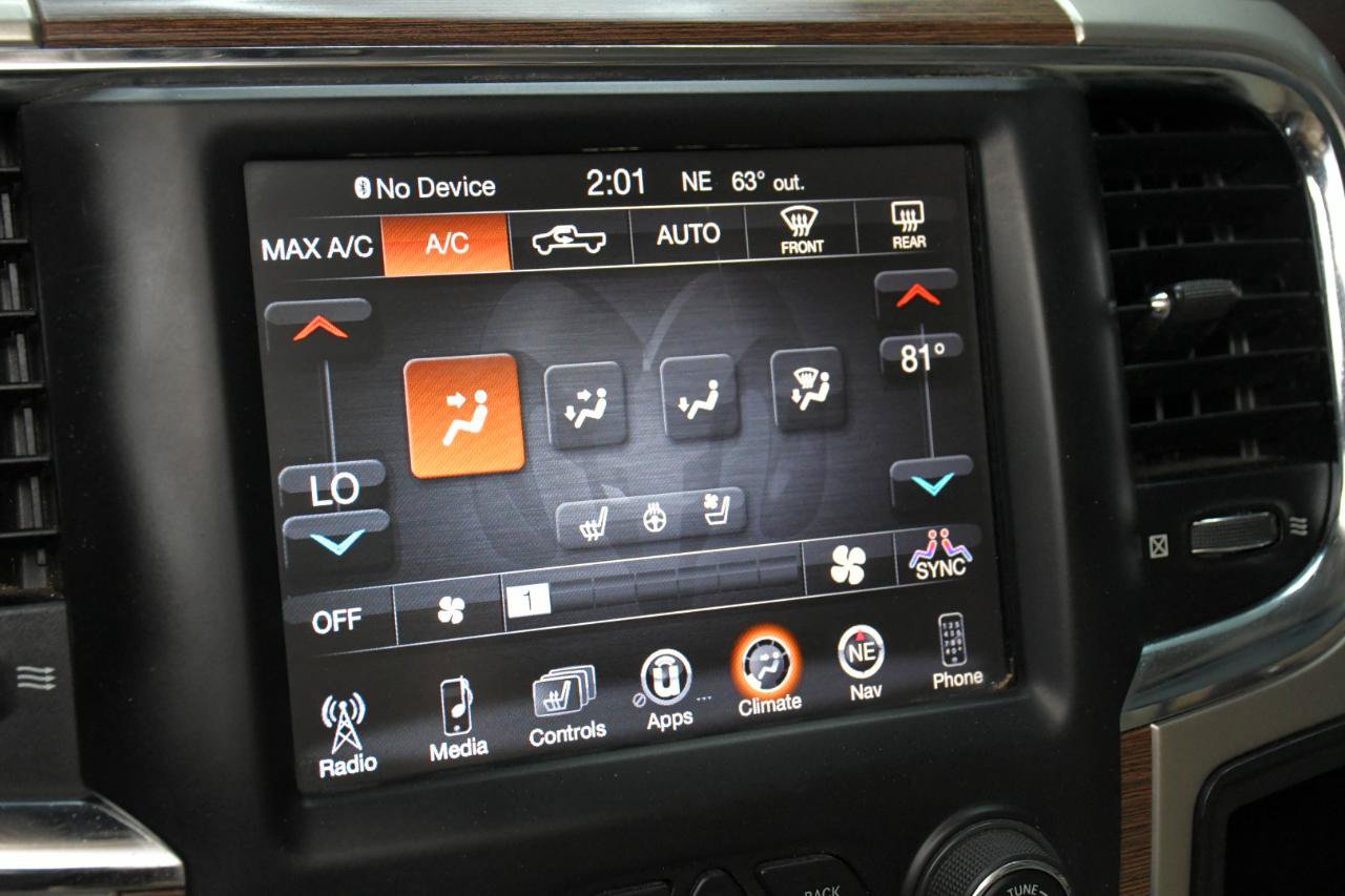 Used 2015 RAM 1500 Laramie w/ Convenience Group AWD/4WD image 48