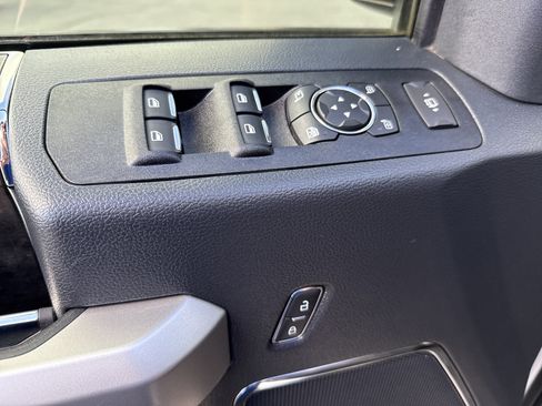 Used 2022 Ford F250 Lariat AWD/4WD image 14