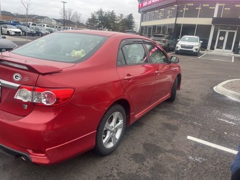 Used 2013 Toyota Corolla S image 2