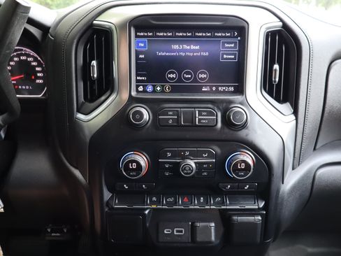 Used 2020 Chevrolet Silverado 1500 LT w/ Fleet Comfort Package AWD/4WD image 40