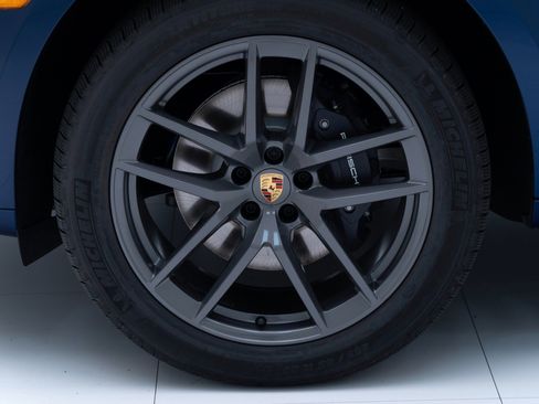 New 2025 Porsche Macan Turbo image 11