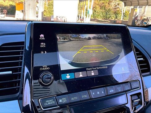 Used 2023 Honda Odyssey Sport image 13