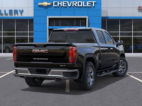 New 2026 GMC Sierra 1500 SLT image 5